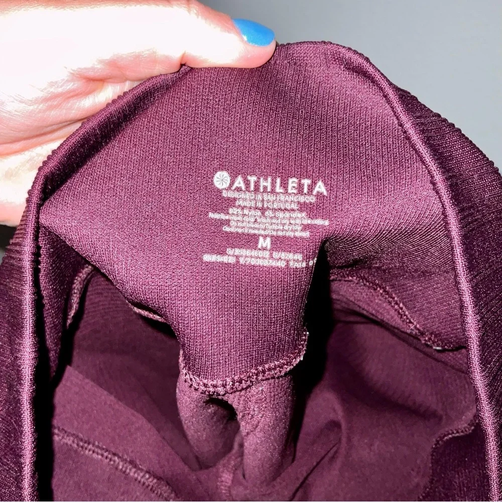 Athleta Halasana Seamless 7/8 Aubergine Burgundy Leggings Medium - Picture 4 of 6